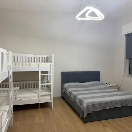 Daily Albania Apartamento Tirana